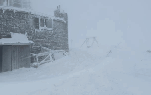 На горі Піп Іван 12⁰ морозу