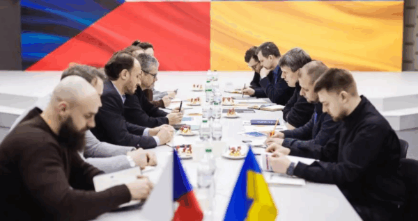 Україна та Чехія узгодили постачання артилерійських снарядів