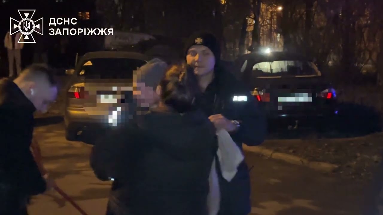 Запоріжжя: під час пожежі надзвичайники врятували п’ятьох людей, серед яких дитина