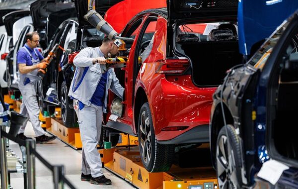 Автовиробники Німеччини переживають найбільший обвал за останні 15 років