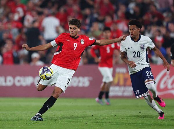 Барселона шукає молодого нападника на заміну Левандовські