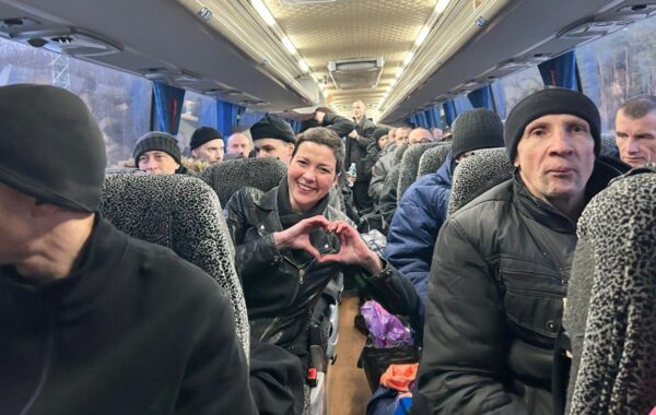 Білорусь передала Україні 114 цивільних громадян