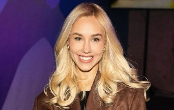 Даша Квіткова розповіла, чи ревнує її наречений до Нікіти Добриніна