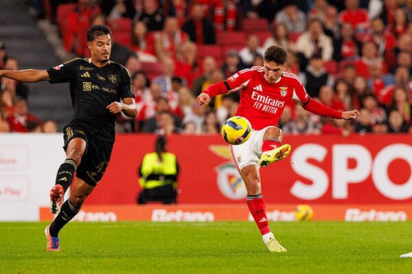 Гра Судакова на полі за Бенфіку робить його героєм місяця