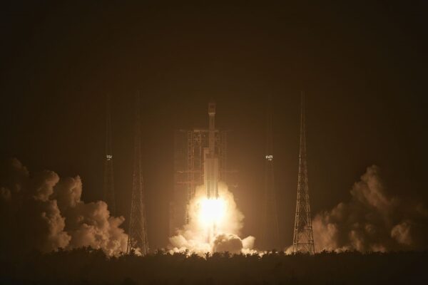 Китай здійснив два космічні запуски за день