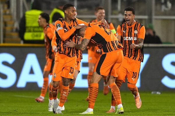 Шахтар починає і перемагає: два м&rsquo;ячі опинилися в сітці воріт Хамруна