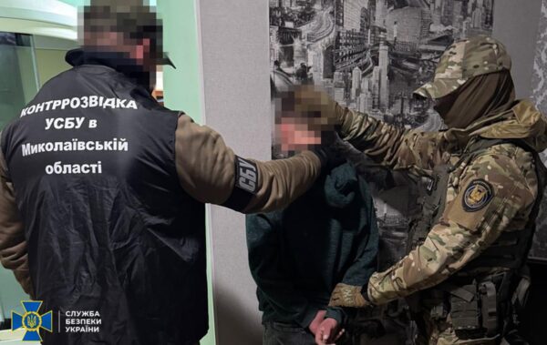 У Миколаєві 20-річний киянин намагався підірвати авто з військовими