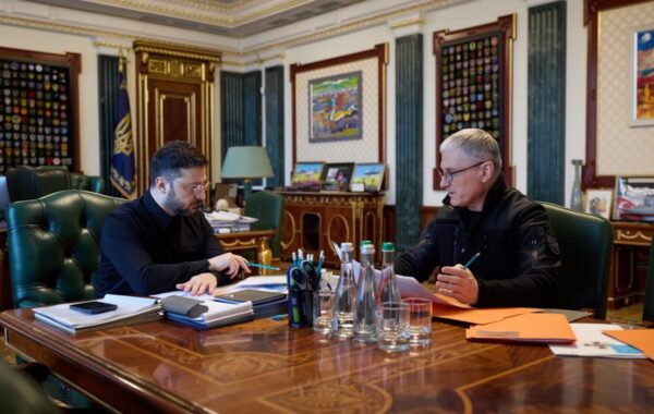 Зеленський дав доручення розвідці щодо РФ і Китаю