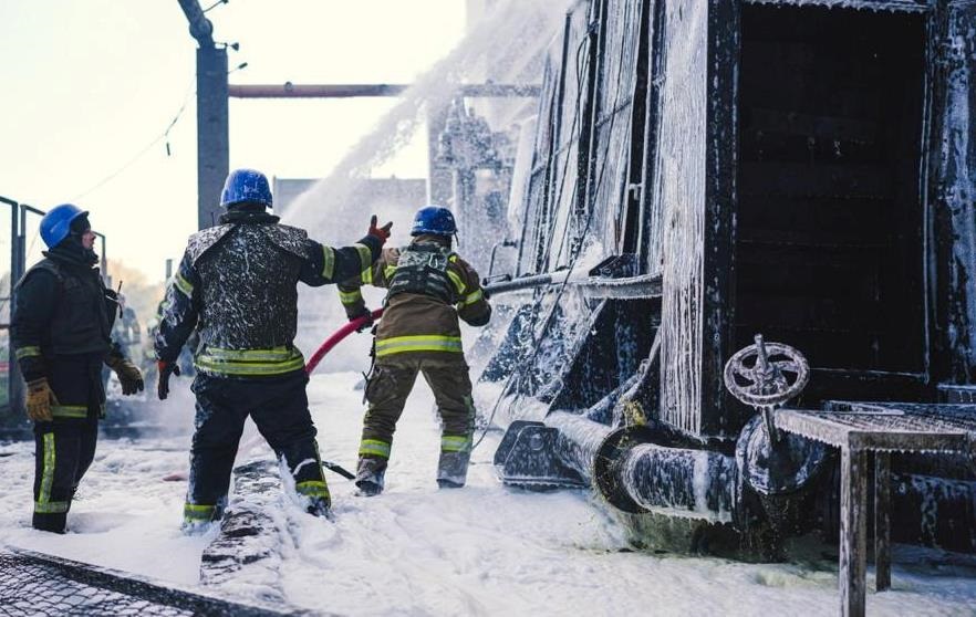 Новини України - Росія зруйнувала ракетами енергооб'єкт у Харкові