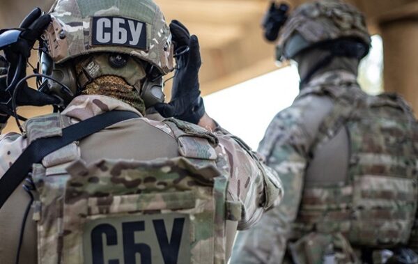 Атакували ЗСУ хімзброєю: СБУ оголосила підозру комбригу РФ і його підлеглим