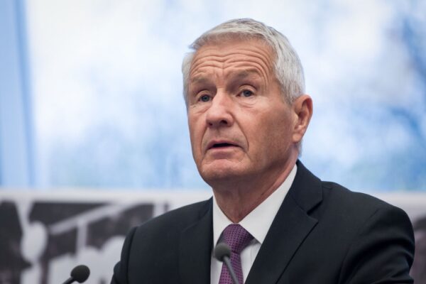 Екс-прем’єр Норвегії мало не вкоротив собі віку через справу Епштейна – ЗМІ