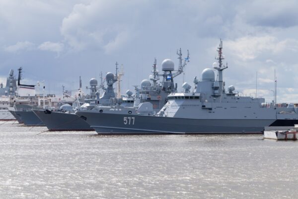 РФ та Іран розпочали спільні військово-морські навчання