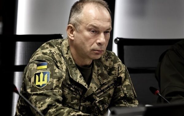Сирський назвав винних у втраті Сіверська