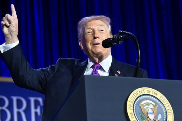 Туристи більше не хочуть їхати в США через Трампа