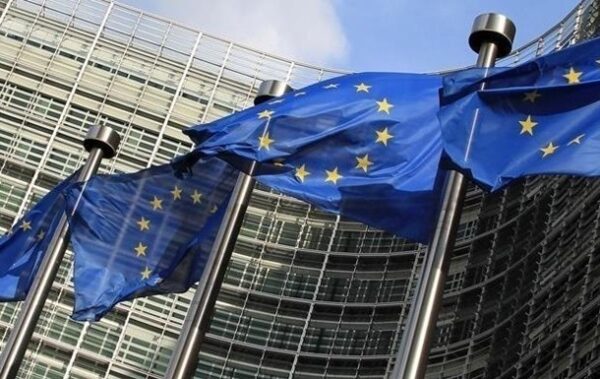 У Єврокомісії зробили заяву щодо тимчасового захисту українських чоловіків