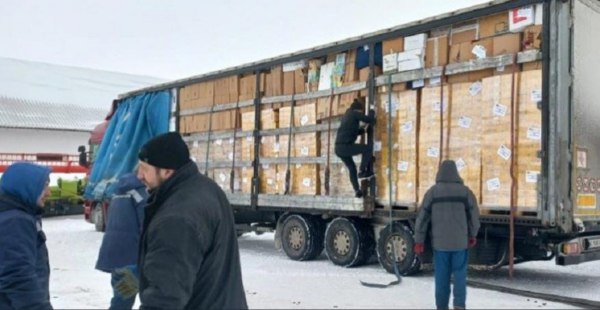 Ватикан передав України 80 генераторів, продукти та ліки