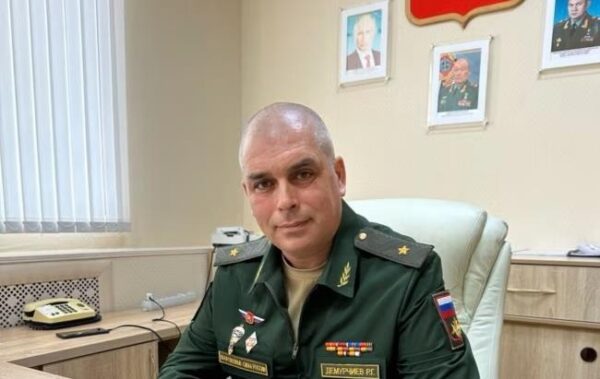 Відрізані вуха та вбивства бранців: ЗМІ розкрили листування генерала РФ