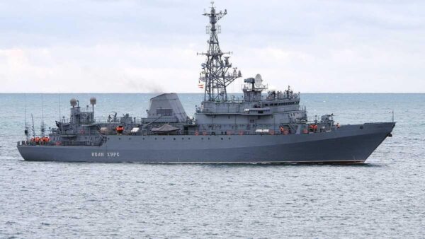 З’явились фото підбитого у Севастополі корабля РФ