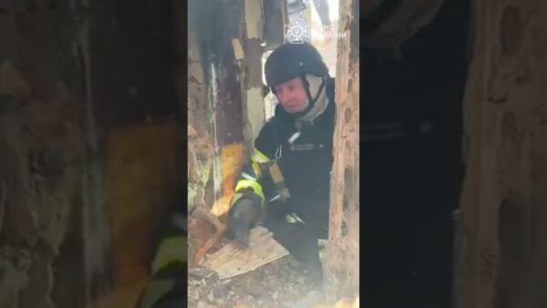 Тільки дихай… Ми тебе зараз дістанемо