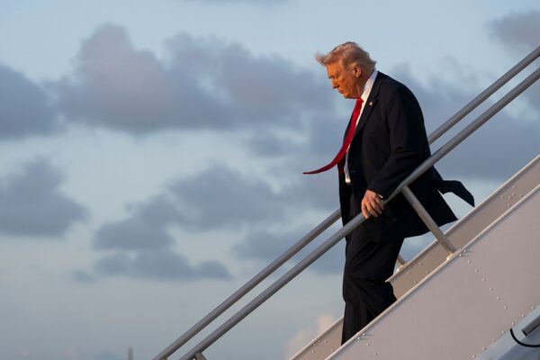 Більше не цікавить: Трамп “охолов” до Нобелівської премії миру