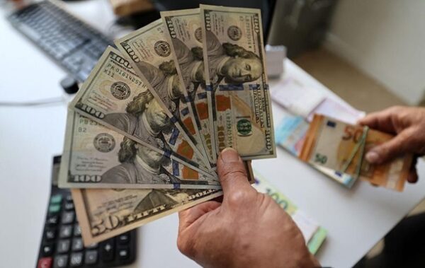 Гривня повернулась до зростання в обмінниках