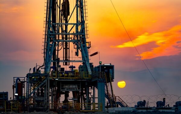 Ірак знизив виробництво нафти і припинив експорт із Курдистану – ЗМІ