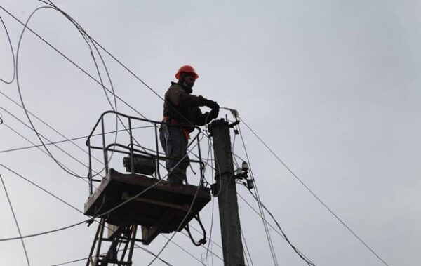 На Тернопільщині через атаку дронів 70 тисяч споживачів без світла