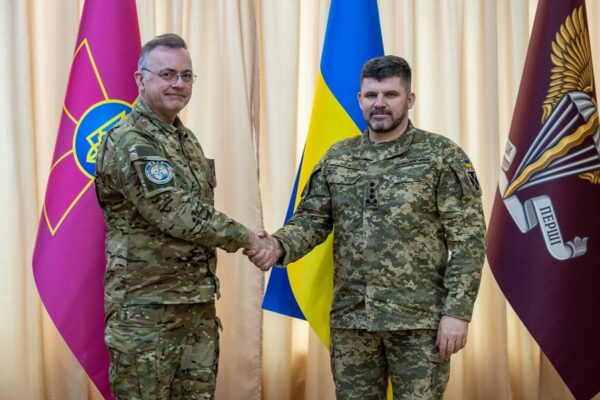 Начальник Генштабу ЗСУ зустрівся з адміралом НАТО