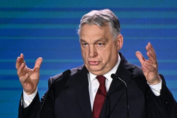 Орбан: Важливо, щоб між Росією та Угорщиною було щось