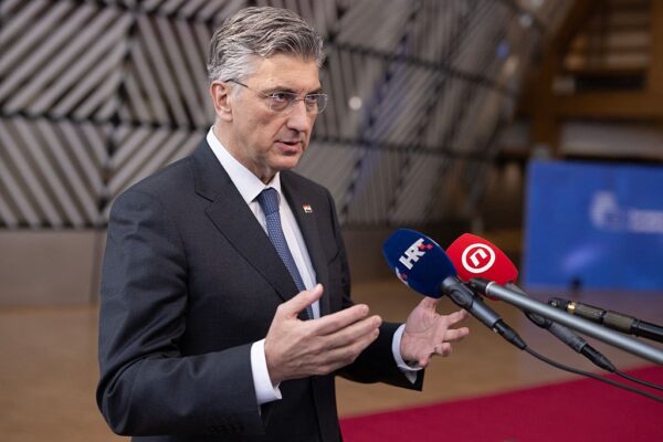 Прем&rsquo;єр Хорватії спростував залежність Угорщини від Дружби