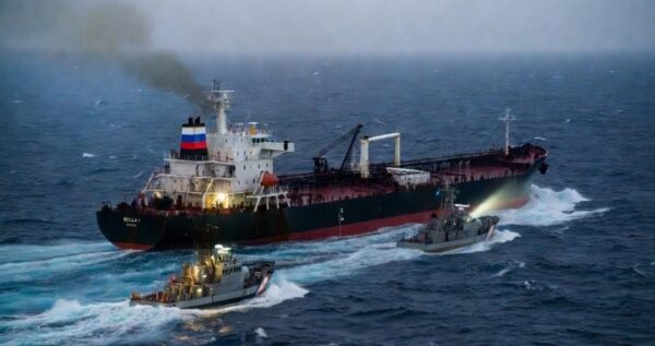 Росія планує збільшити “тіньовий флот” – розвідка