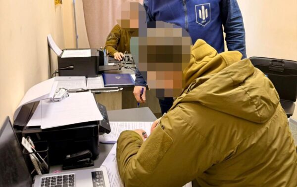 Слідчий з Хмельницького привласнив 2,5 млн гривень арештованих грошей