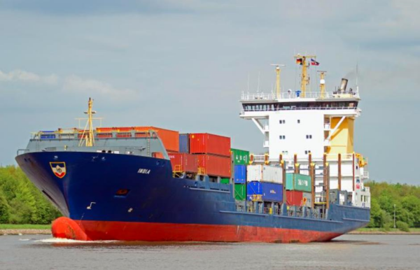 США виключили три російські судна зі санкційного списку