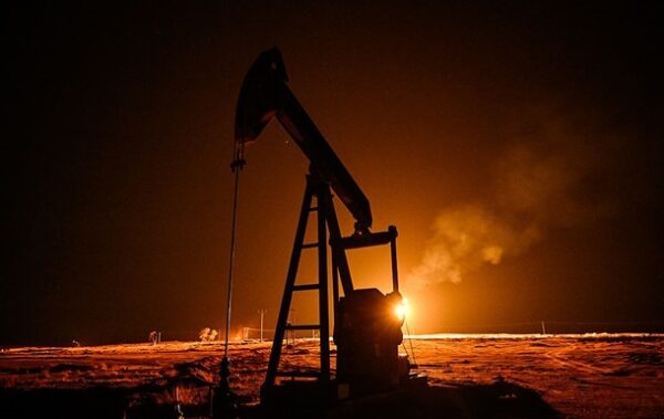 Ціна на нафту пішла вгору на тлі новни про можливе вторгнення США