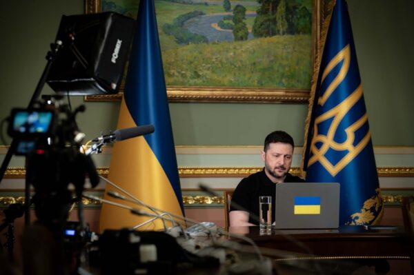 Зеленський назвав суму, яку заробив Путін через війну з Іраном