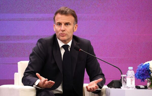 Макрон закликав світ об&rsquo;єднатися проти гегемонії США