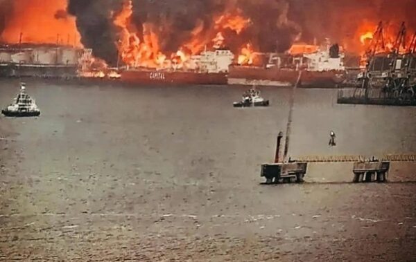 РФ планує скоротити видобуток нафти через удари дронів – ЗМІ