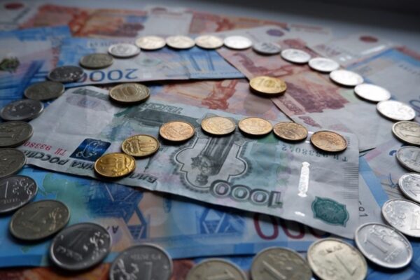 Російська промисловість прискорює падіння