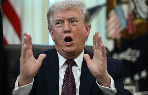 Трамп “серйозно розглядає” вихід США з НАТО